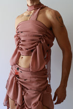Load image into Gallery viewer, Pétalo Halter Top
