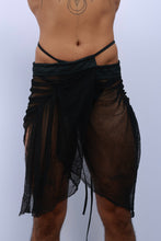 Load image into Gallery viewer, Ónix Mesh Skirt
