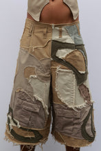 Load image into Gallery viewer, Dune Distressed Jorts
