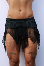 Load image into Gallery viewer, Ónix Pleated Mini Skirt
