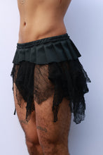 Load image into Gallery viewer, Ónix Pleated Mini Skirt
