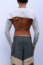 Load image into Gallery viewer, High Crop Sweater
