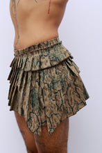 Load image into Gallery viewer, Camuflaje Pleated Mini Skirt
